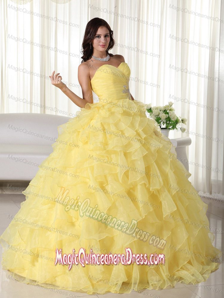 Yellow Sweetheart Organza Appliqued Quinceanera Dresses in Concordia