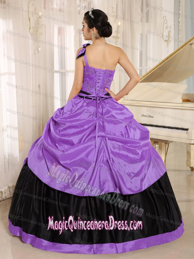One Shoulder Purple and Black Exclusive Quinceanera Gowns with Appliques in Chico