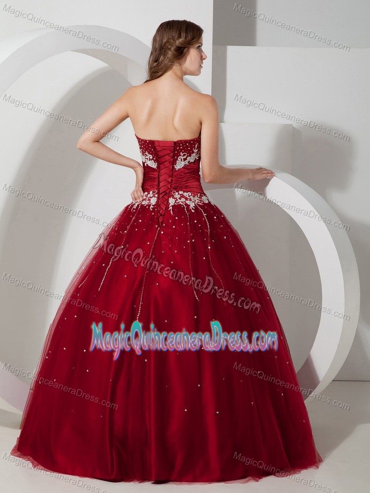 Wine Red Strapless Floor-length Appliqued Beaded Quince Dress in Tupiza