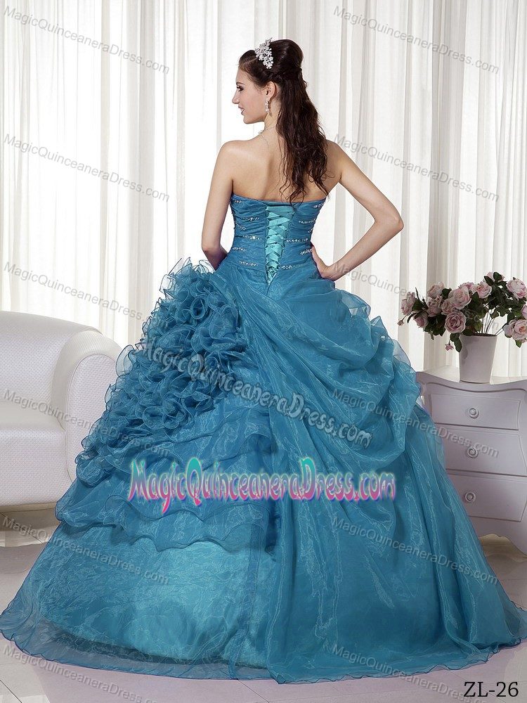 Sweetheart Floor-length Organza Ruched Quince Dress with Beading
