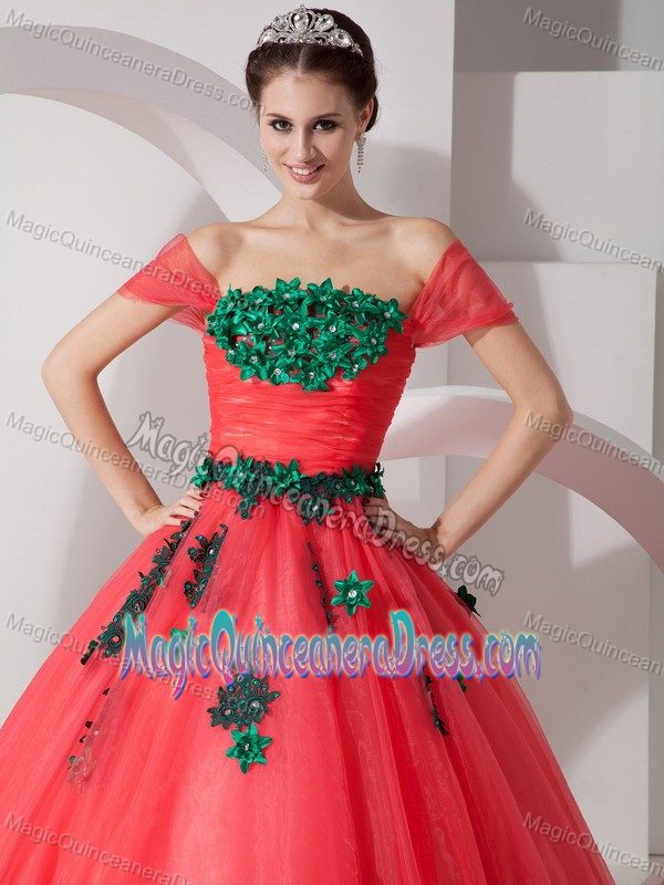 Off The Shoulder Appliques Dress For Quinceanera near Woodland WA