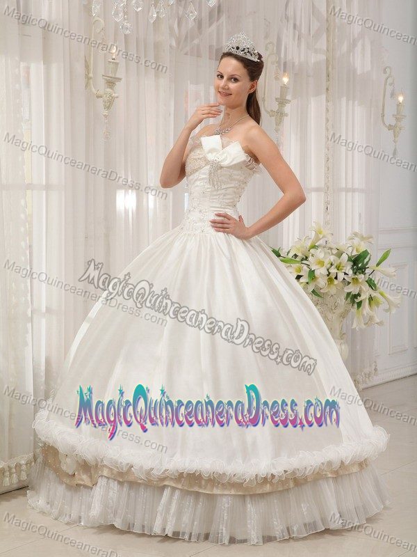 White Strapless Taffeta with Beading Sweet Sixteen Quinceanera Dresses in Omaha