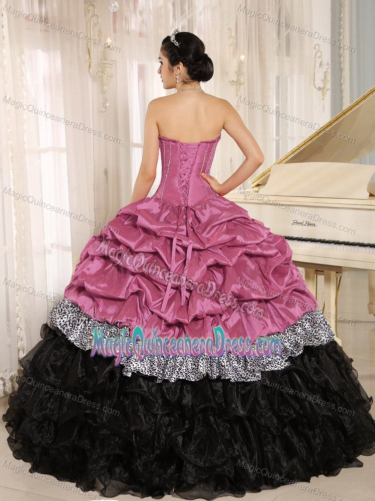 Pink and Black Sweetheart Long Quinces Dresses with Ruffles and Pick-up