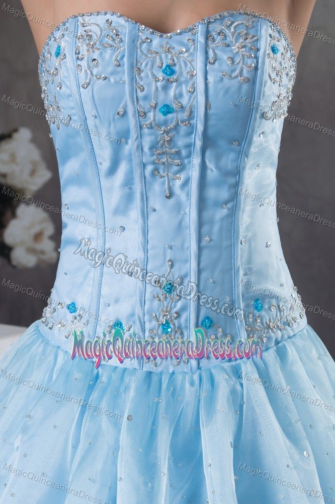 Embroidery Beaded Organza Light Blue Quinceanera Gown in Ciudad Sucre