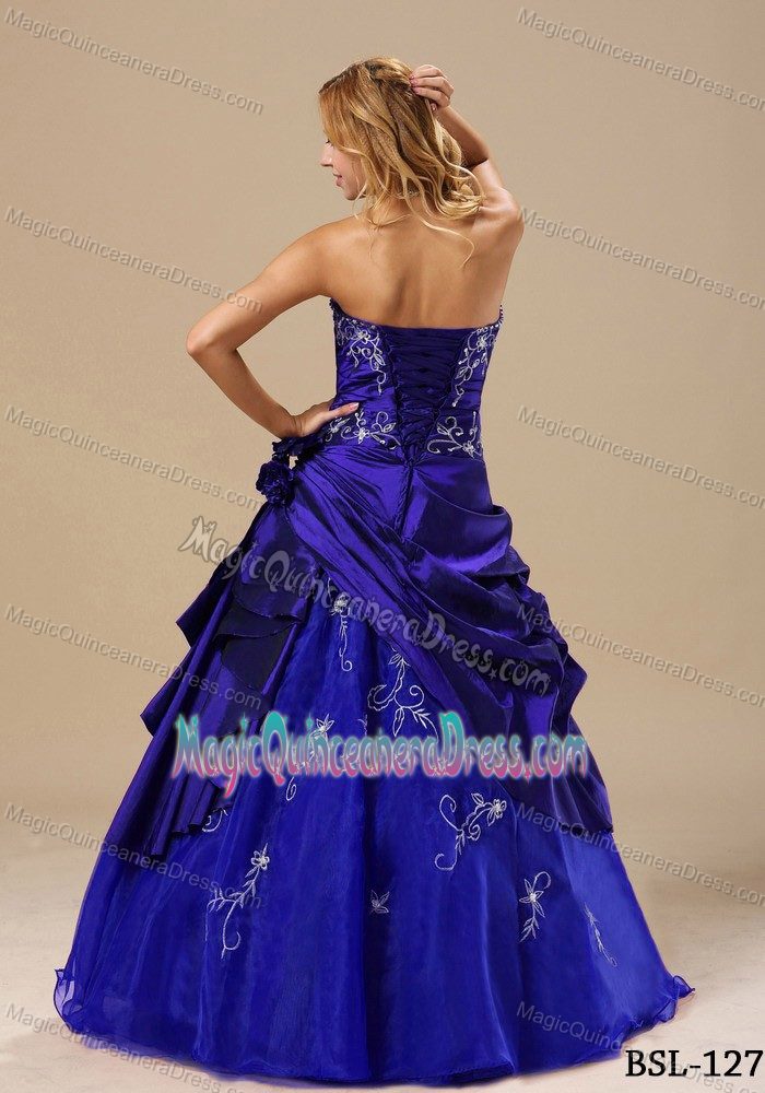 Embroidery Hand Made Flowers Blue Beaded Quinceanera Dress in Mapire
