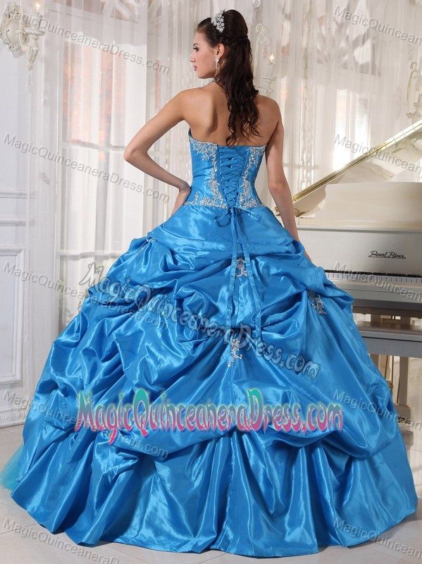 Appliques Blue New Quinceanera Dresses with Pick-ups in Yurimaguas
