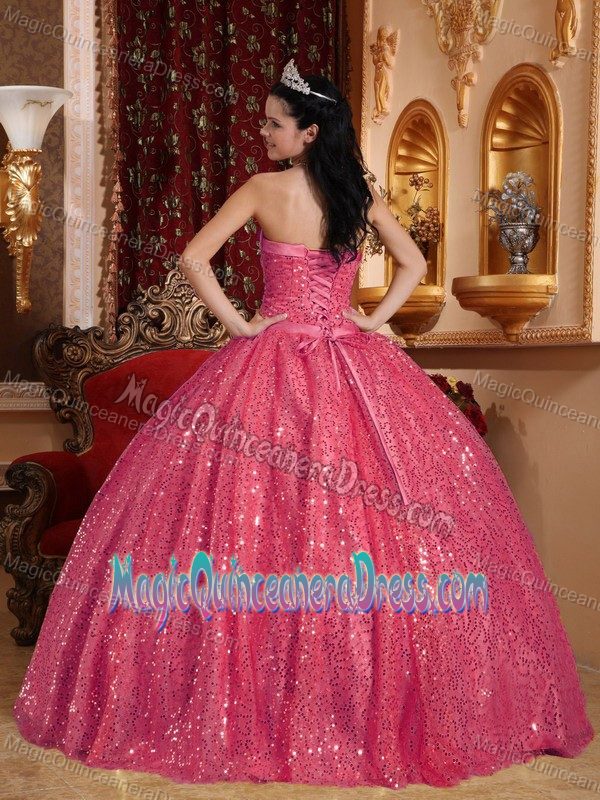 Paillette Coral Red Sweetheart Beaded Dress for Quince in Puerto Indio