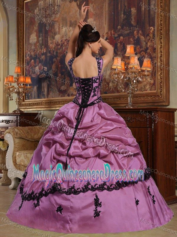 Straps Floor-length Appliques Sweet 16 Dresses in Mexico City