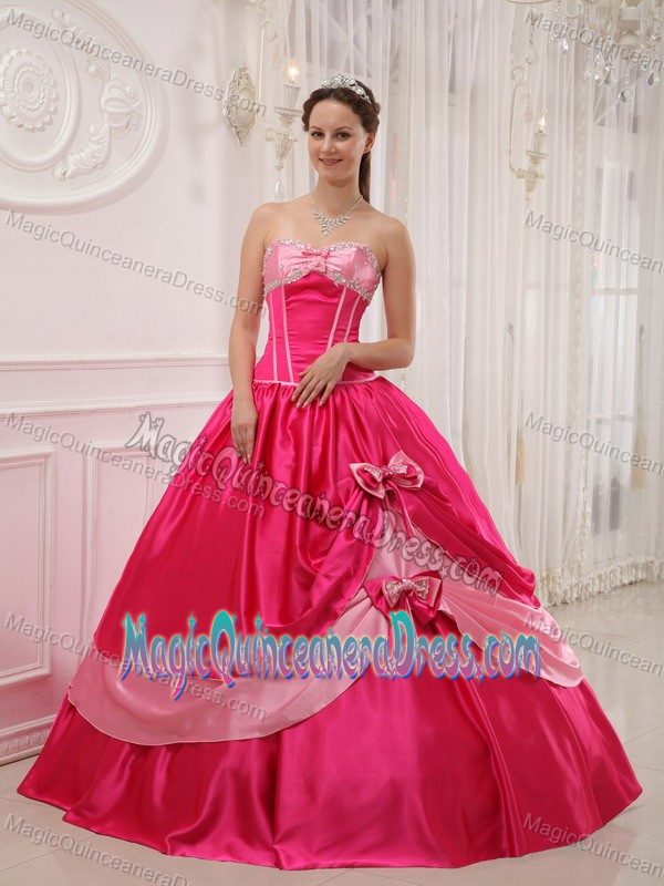 Beading Sweetheart Floor-length Quinceanera Dress in Hot Pink