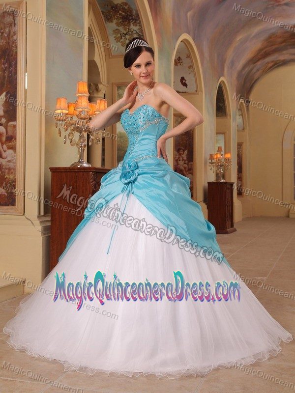 Aqua Blue and White A-Line Sweetheart Beading Quince Dresses