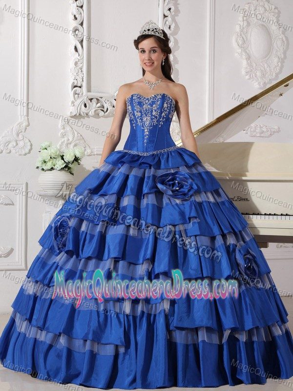 Sweetheart Floor-length Embroidery Layered Sweet 15 Dresses in Blue