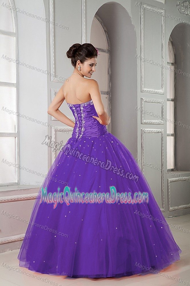 Floor-length Purple Beading Sweetheart Dress for Quince in Chisec