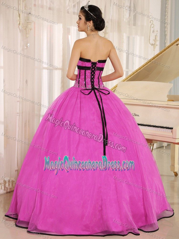 Sweetheart Fuchsia Ball Gown Beading Sweet Sixteen Dresses