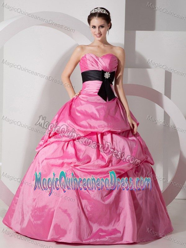 Hot Pink Lace up back Ruffles Sweet Sixteen Dresses in Saint Etienne France