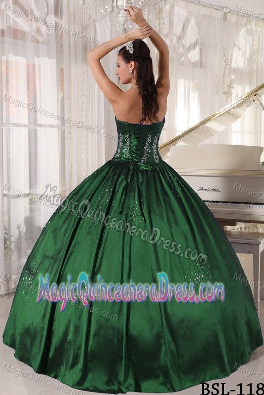 Taffeta Embroidery and Beading Quinceanera Dress in Aixen Provence France