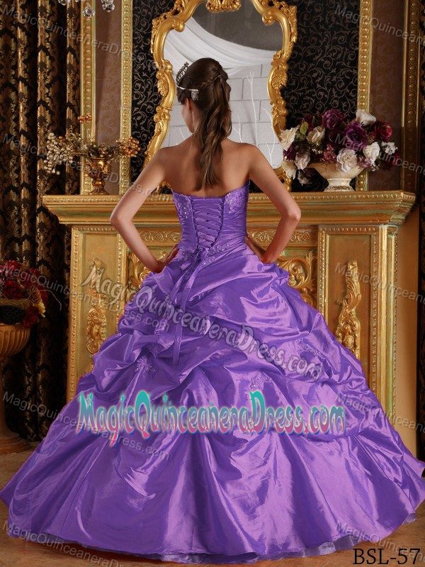 Purple Sweetheart Appliques Taffeta Dress for Quince in Aue Germany