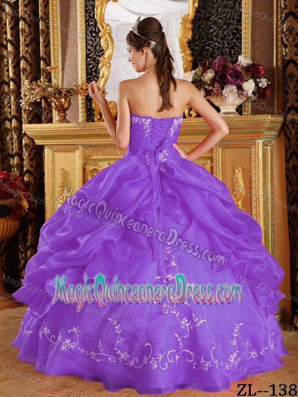 Purple Strapless Quince Dress Embellished White Appliques with Ruffles