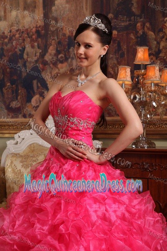 2013 Red Beading Sweet Sixteen Dresses Decorated Pieces Ruffles