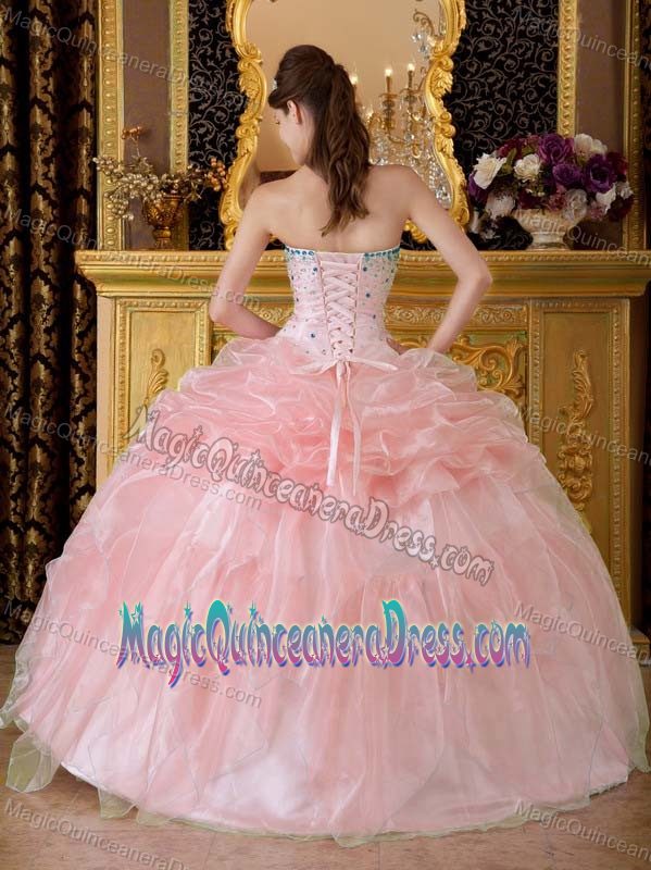 Pink Beading Quinceanera Dress with Ruffles in Sweet Sixteen Dresses