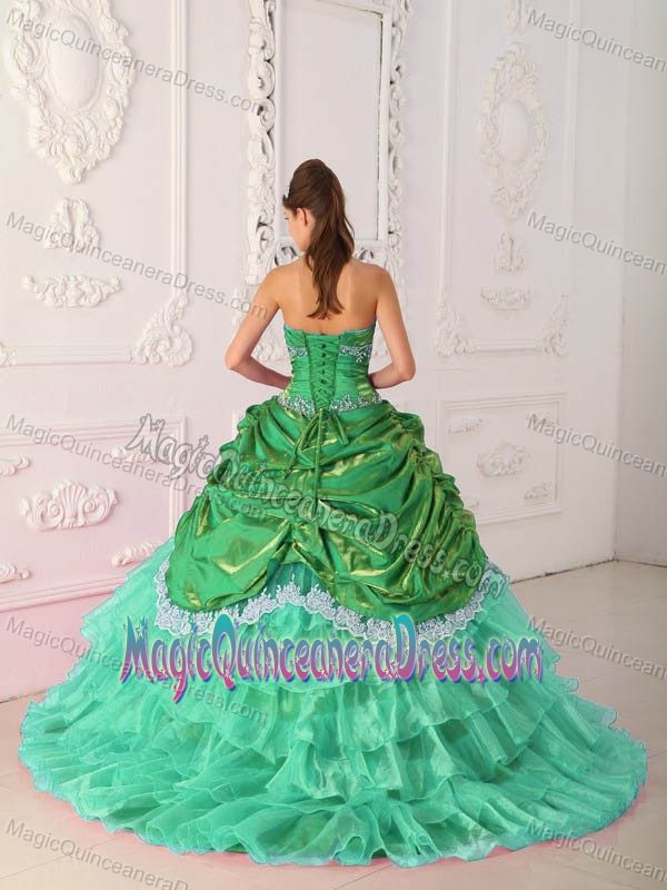 Apple Green Organza and Lace and Appliques Quinceanera Dresses