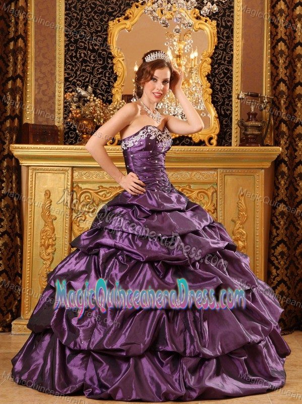 Taffeta Sweetheart Appliques Quinceanera Dress in Purple on Sale
