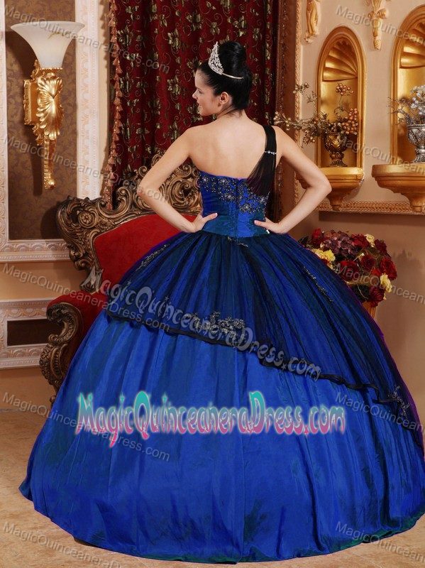 One Shoulder Beading and Appliques Dress For Quinceanera in Albertville
