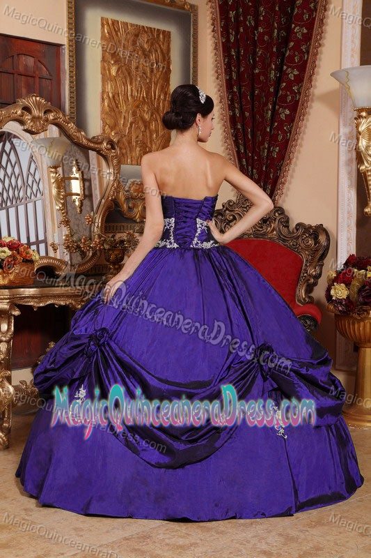 2013 Appliques for Purple Sweetheart Satin Quinces Dresses in Cedar Bluff
