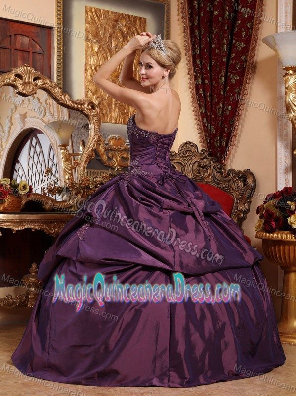 Strapless Purple Sweet 16 Dresses in Brookwood with Beads and Appliques