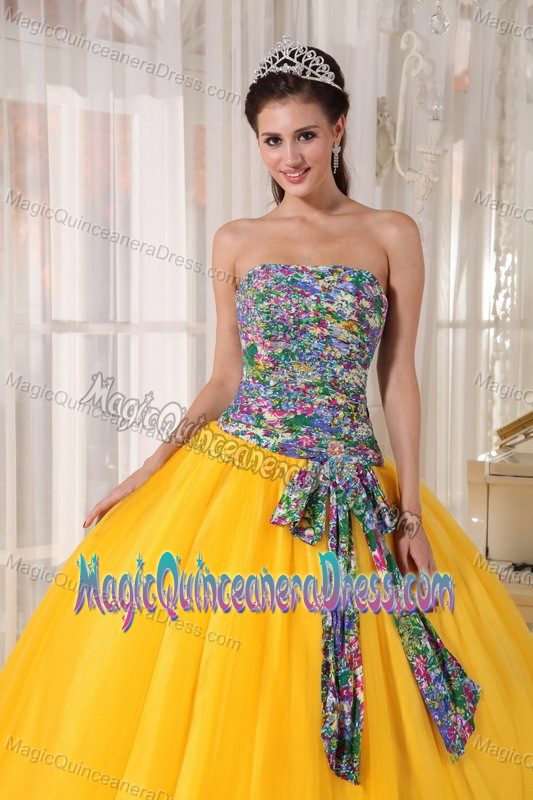Tulle and Printing Yellow Quinceanera Gown Dresses Sequins Accent