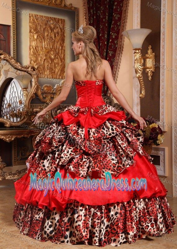 Red Strapless Leopard Sweet Sixteen Dresses in Chickasaw with Pick-ups