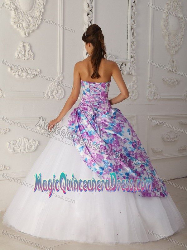 A-line Sweetheart Tulle Quince Dresses in Capshaw with Appliques Decorate