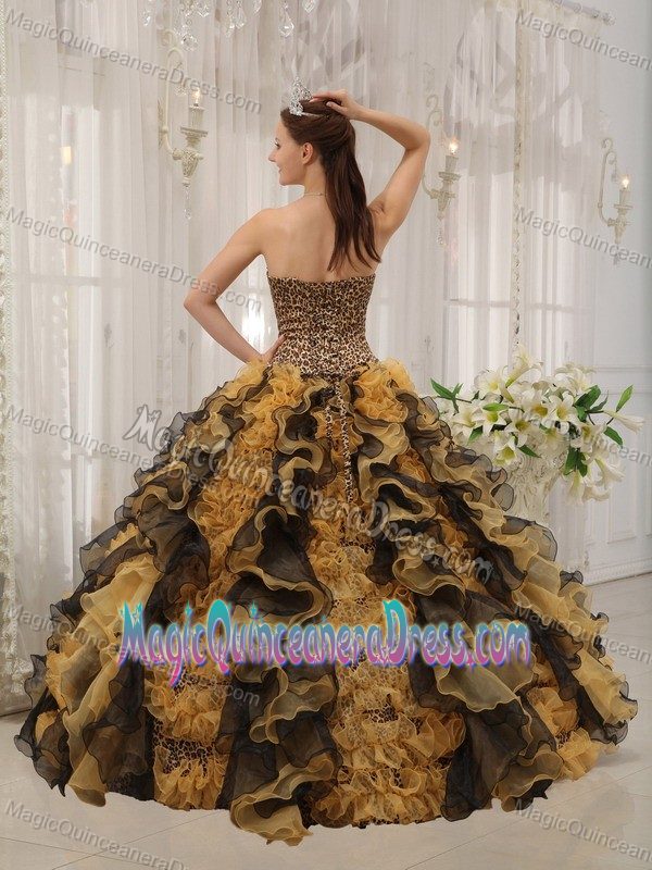 Multi-colored Sweetheart Beading Quinceanera Dress in Calera with Ruffles