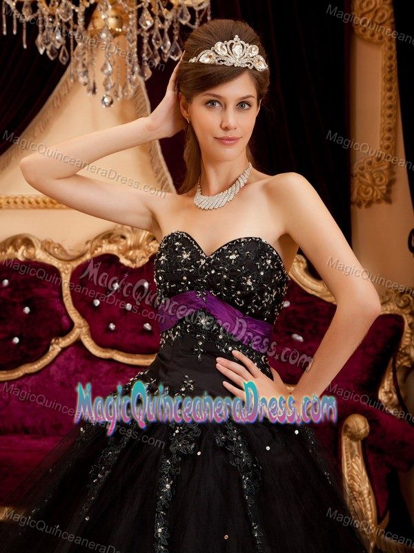 Attractive Tulle Floor-length Beaded Black Quince Dresses Fast Shipping