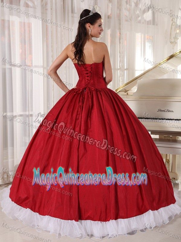 Exclusive Wine And White Sweetheart Beaded Quinceanera Dresses in Homer