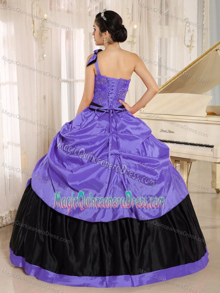 Black and Purple One Shoulder Bowknot Sweet Sixteen Quinceanera Dresses