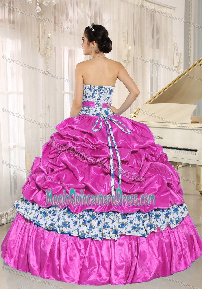Beaded Hot Pink Quinceanera Dress with Printing and Pick-ups in Ibague