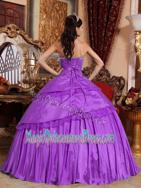 Discount Purple Sweetheart Taffeta Appliques Quinceanera Dress in Hackensack