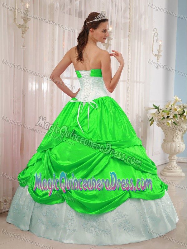 Lime Green and White Sweetheart Quinceanera Dress with Pick-up