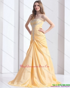 2015 Brush Train Gold Dama Dresses with Ruching and Beading