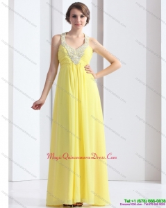 2015 Discount Halter Top Yellow Dama Dress with Floor Length