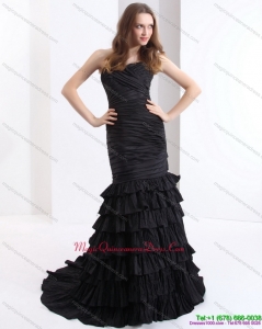 Affordable Brush Train Pleated Black Dama Dresses with One Shoulder and Ruffled Layers