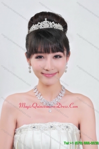 Gorgeous Alloy with Rhinestone Ladies Necklace and Tiara
