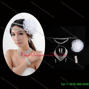 Glamourious Bridal Jewelry Sets with Necklace Earings and Bracelet
