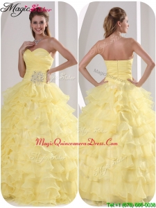 2016 Exclusive Ball Gown Quinceaners Dresses with Appliques