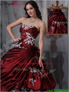 Romantic Ball Gown Strapless Quinceanera Gowns with Appliques