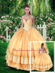 2016 Pretty Ball Gown Quinceanera Dresses with Beading and Appliques