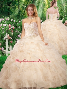 2016 Pretty Sweetheart Beading Champagne Quinceanera Gowns for Fall
