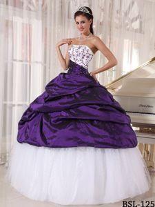 White and Purple Ball Gown Sweet 16 Dresses with Pick-ups and Embroidery