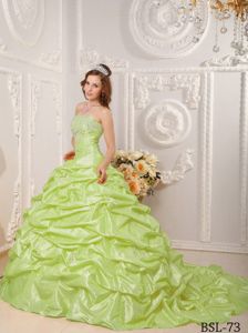 Modernistic Court Train Yellow Green Quince Dresses with Pick-ups and Beads
