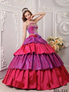 Multi-color Strapless Floor-length Dresses for Quinceanera with Appliques and Ruffles